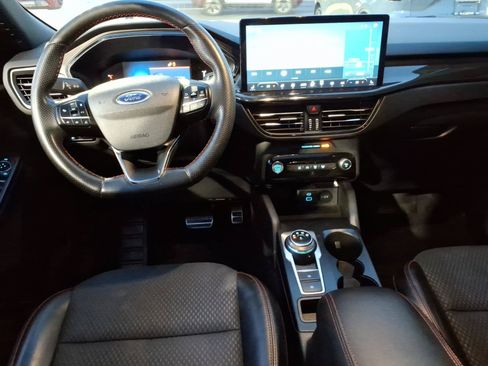 Certified 2023 Ford Escape ST-Line w/ Tech Pack #1 FWD image 15