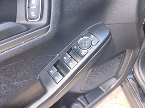 Used 2025 Ford Escape Active AWD/4WD image 11