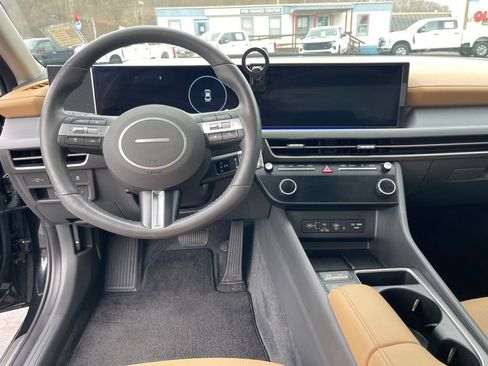 Used 2025 Hyundai Sonata Limited image 12