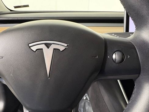Used 2019 Tesla Model 3 Performance image 21