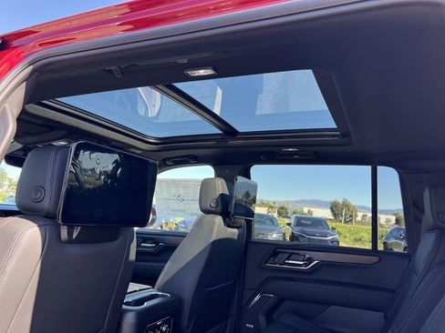 New 2026 GMC Yukon XL Denali w/ Denali Reserve Package AWD/4WD image 28