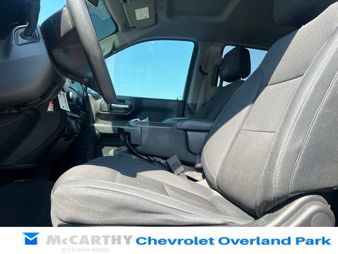 Used 2019 Chevrolet Silverado 1500 Custom w/ Custom Value Package AWD/4WD image 10