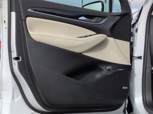 Used 2022 Buick Enclave Essence w/ Sound and Sites Package image 20