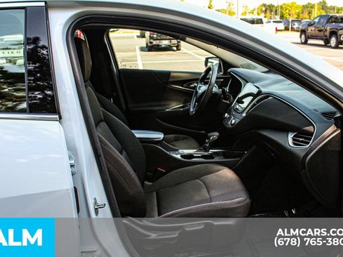 Used 2024 Chevrolet Malibu LT FWD image 20