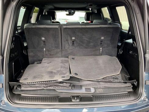 Certified 2024 Jeep Wagoneer Series II AWD/4WD image 9