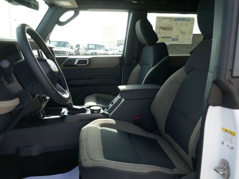 New 2026 Ford Bronco Big Bend AWD/4WD image 17