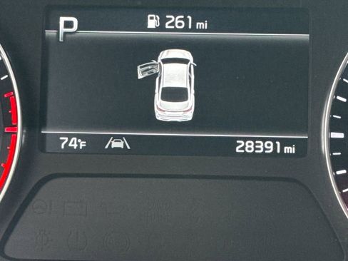 Certified 2024 Kia Forte LXS image 27