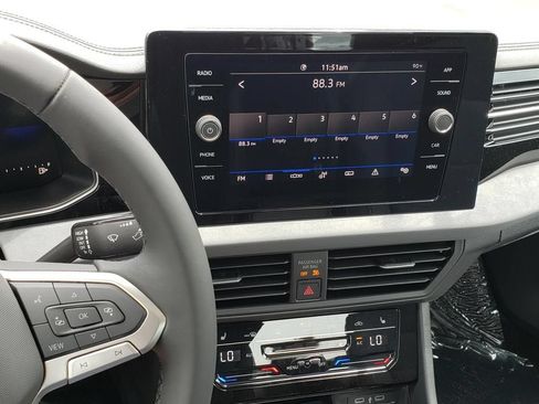 New 2026 Volkswagen Jetta SE FWD image 11