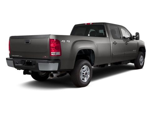 Used 2013 GMC Sierra 2500 SLE w/ SLE Preferred Package AWD/4WD image 2