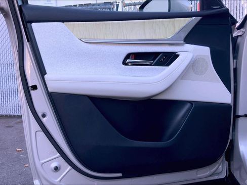 Used 2025 MAZDA CX-90 3.3 Turbo S w/ Premium Plus image 21