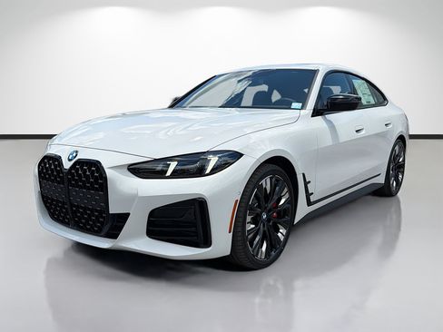 New 2026 BMW 430i w/ M Sport Package RWD image 7