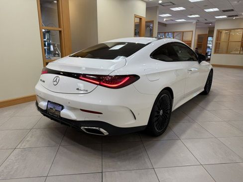 Used 2024 Mercedes-Benz CLE 300 4MATIC Coupe image 5