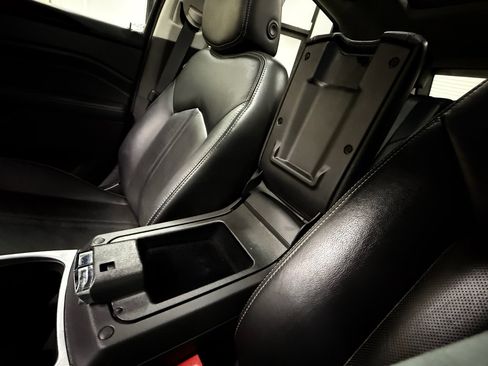 Used 2016 Cadillac SRX Luxury w/ Driver Awareness Package FWD image 38