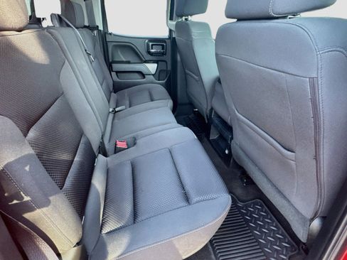 Used 2018 Chevrolet Silverado 1500 LT AWD/4WD image 26