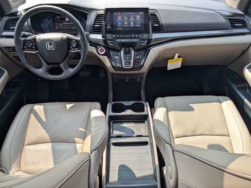 Used 2023 Honda Odyssey Elite image 24