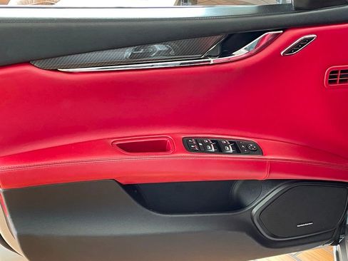 Used 2018 Maserati Quattroporte S GranSport Q4 image 14