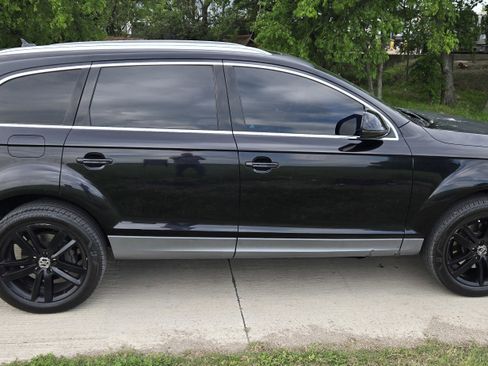 Used 2011 Audi Q7 3.0T Premium image 10