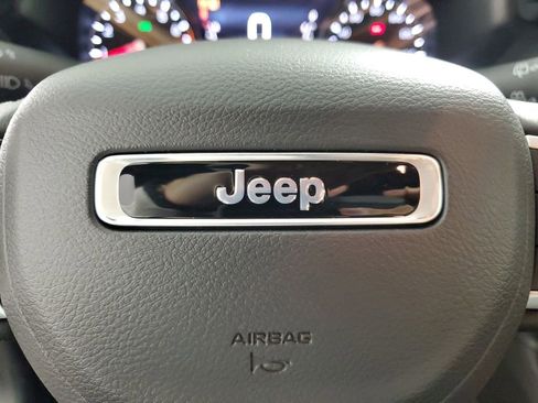 New 2026 Jeep Compass Latitude AWD/4WD image 21