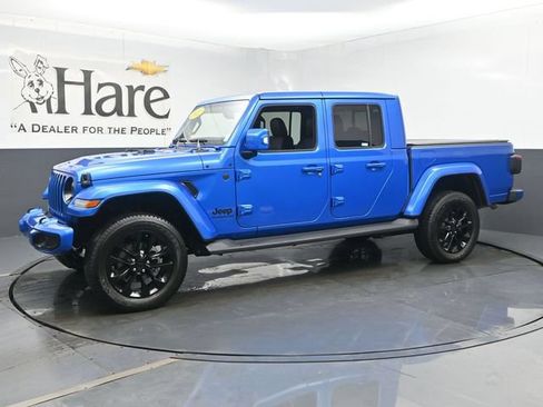 Used 2022 Jeep Gladiator Overland AWD/4WD image 31