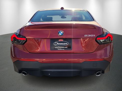 Used 2025 BMW 230i Coupe w/ Premium Package image 6