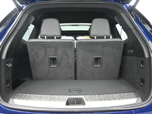 Used 2024 Cadillac XT6 Premium Luxury AWD/4WD image 29