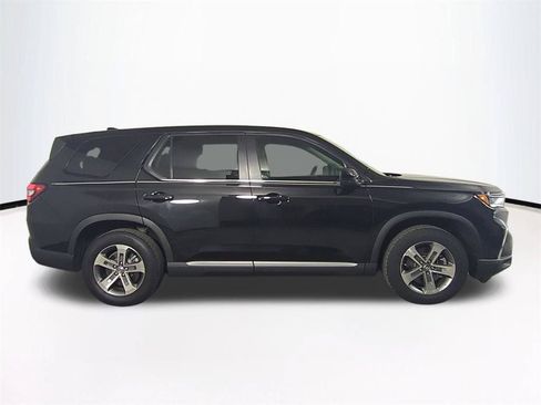 Used 2023 Honda Pilot EX-L image 4