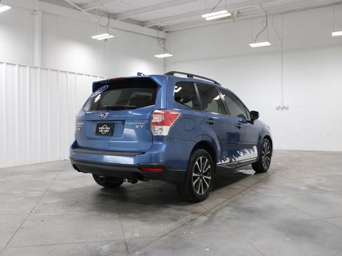 Used 2017 Subaru Forester 2.0XT Touring AWD/4WD image 9