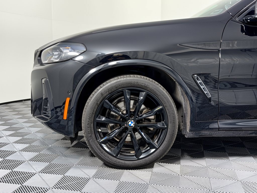 Used 2024 BMW X4 xDrive30i w/ M Sport Package AWD/4WD image 13
