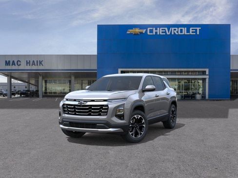 New 2027 Chevrolet Equinox LT w/ Safety and Technology Package FWD image 8