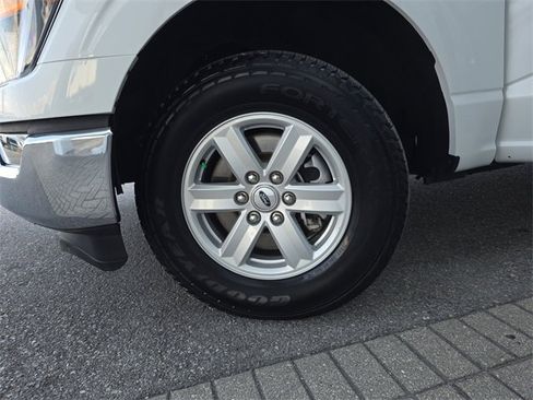 Used 2023 Ford F150 XLT image 29