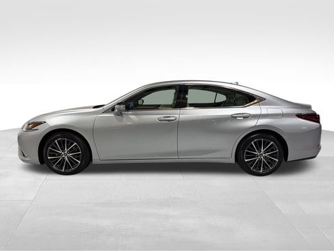 Used 2024 Lexus ES 350 w/ Premium Package image 10