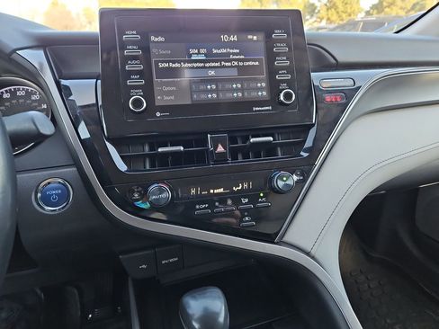Used 2023 Toyota Camry SE image 22