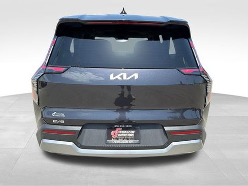 New 2026 Kia EV9 Light RWD image 6