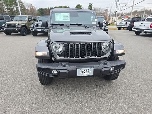 New 2026 Jeep Gladiator Sport image 2