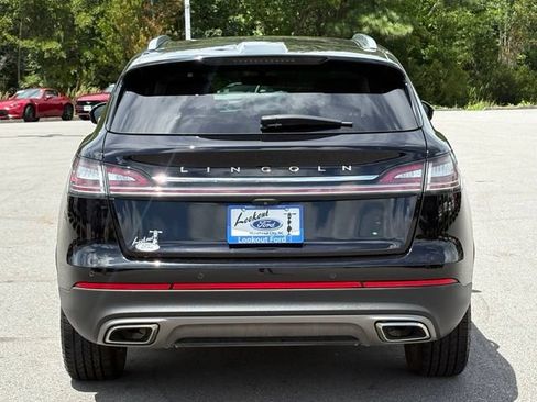 Used 2021 Lincoln Nautilus FWD w/ Equipment Group 101A image 4