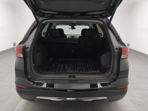 Used 2024 Chevrolet Equinox LT w/ LPO, Floor Liner Package image 29