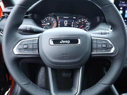 New 2026 Jeep Compass Latitude AWD/4WD image 3
