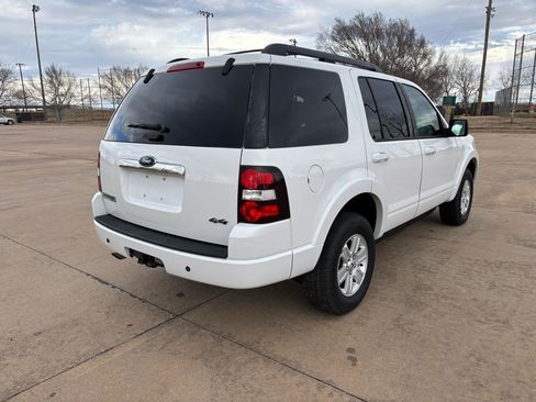 Used 2009 Ford Explorer XLT image 25