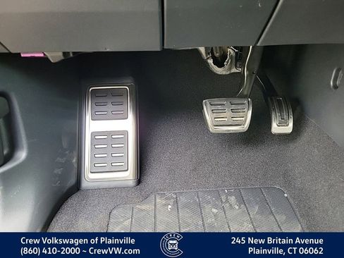 New 2025 Volkswagen Atlas SEL Premium R-Line image 29