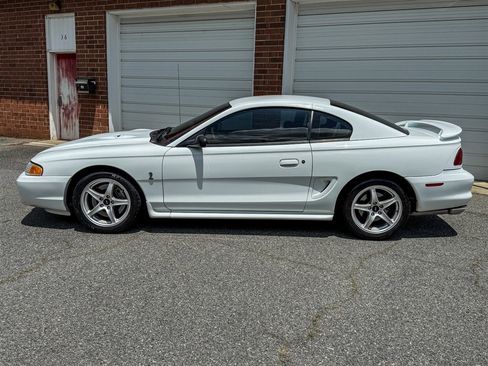Used 1997 Ford Mustang Cobra RWD image 18