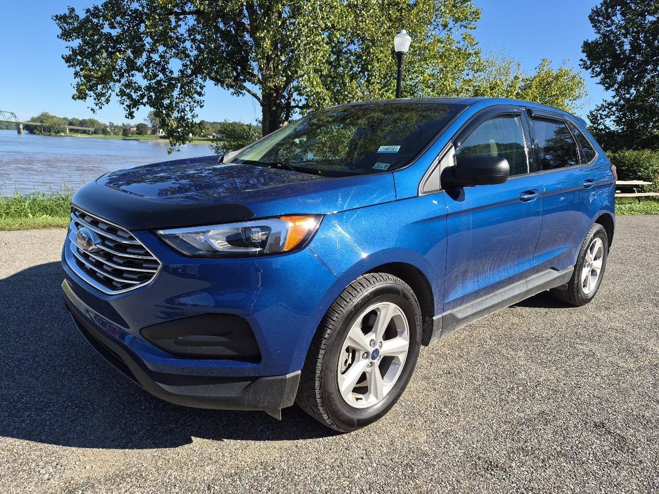 Used 2020 Ford Edge SE w/ Cargo Accessory Package AWD/4WD image 1