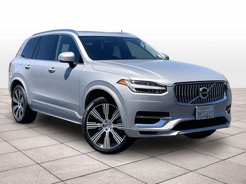 Used 2024 Volvo XC90 T8 Plus w/ Protection Package Premier AWD/4WD image 2