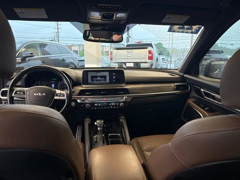 Used 2022 Kia Telluride SX w/ SX Prestige Package AWD/4WD image 17