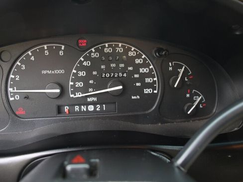 Used 2001 Ford Ranger XLT AWD/4WD image 6