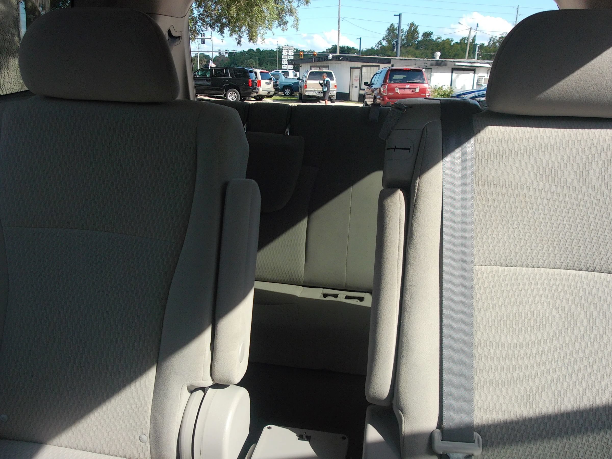 Used 2010 Toyota Highlander 2WD w/ 3rd Row Seat Pkg image 22