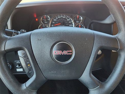 Used 2021 GMC Savana 3500 Extended w/ Power Convenience Package image 24