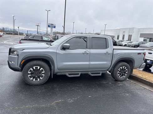 Used 2022 Nissan Frontier PRO-4X w/ Off-Road Protection Package image 4