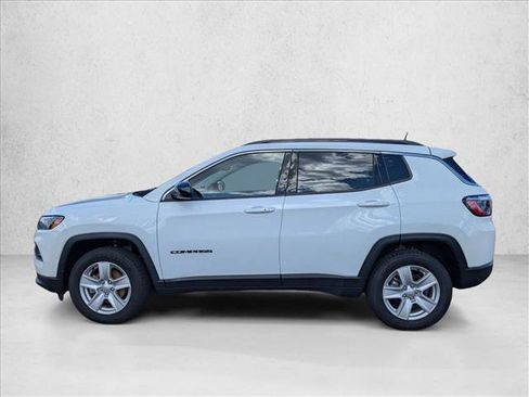 Used 2022 Jeep Compass Latitude w/ Sun and Sound Group image 7