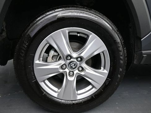 Used 2023 Toyota RAV4 XLE image 10