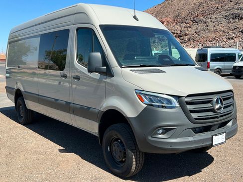 New 2026 Mercedes-Benz Sprinter 2500 image 7
